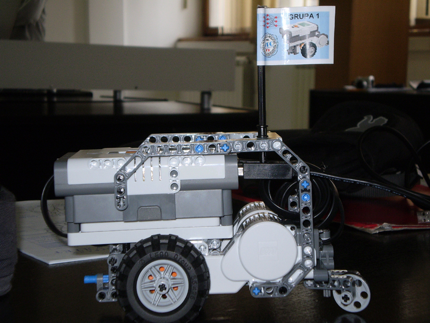 Lego_robot_grupa1